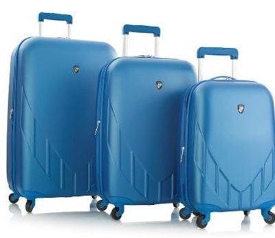 Help With That Last Minute Shopping AND A Heys Luggage Giveaway!!