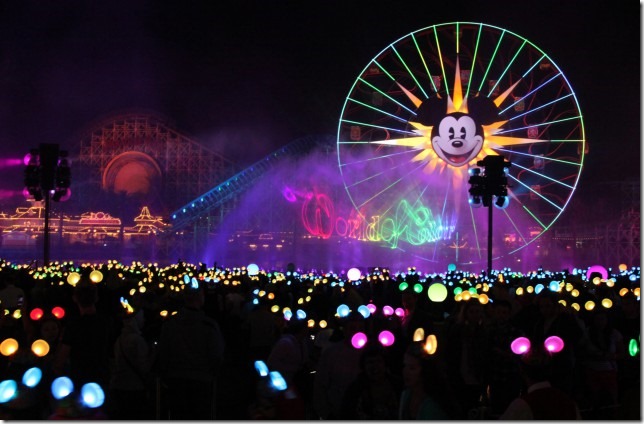 DWorld-of-Color-1_15_DLR_9502-640x420