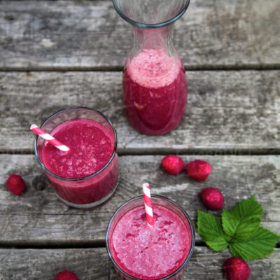 Raspberry Smoothies, Smashed In Stains And A Giveaway!