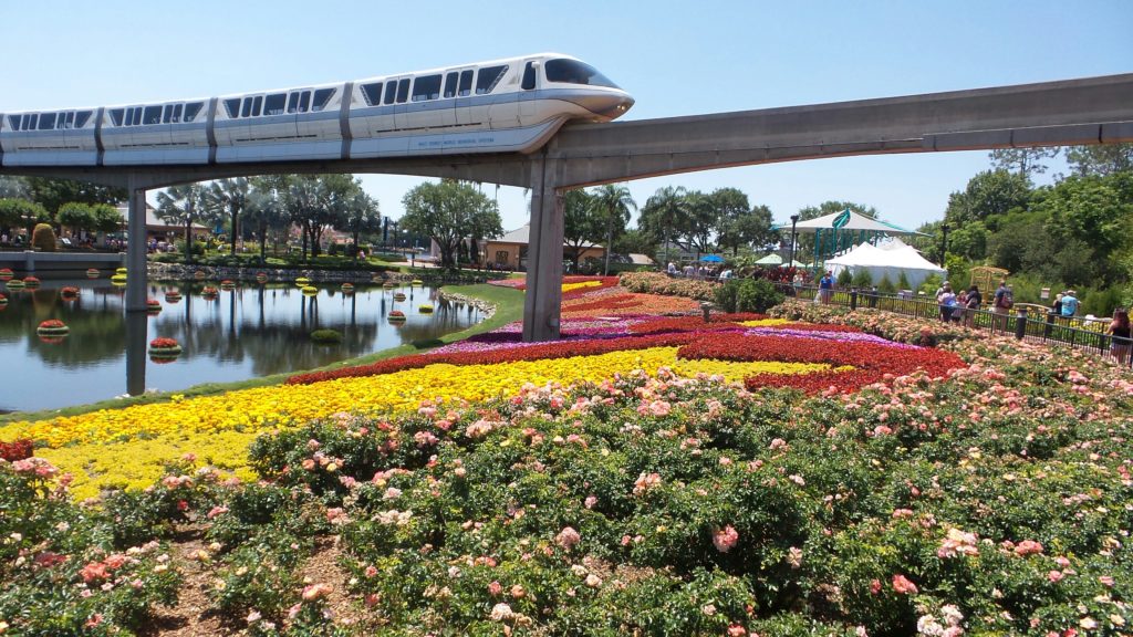 Disney2016EpcotFlowers5